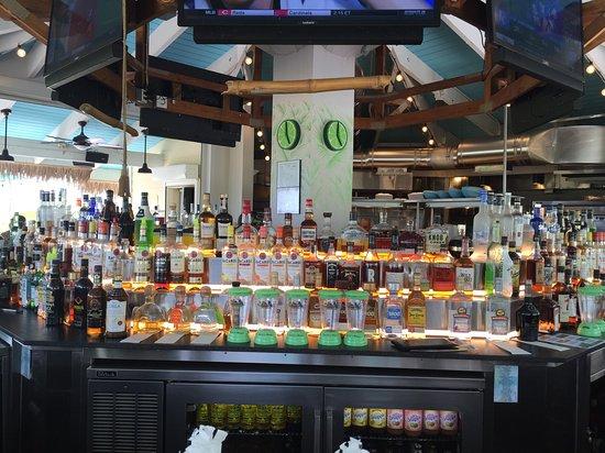 5 o'Clock Somewhere Bar & Grill